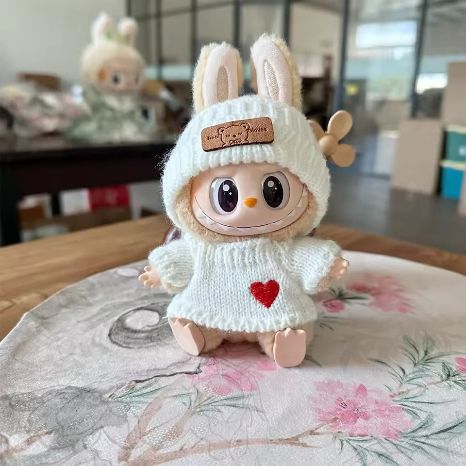 Outfit a Maglia con Orecchie da Coniglio per Bambole Labubu – Maglione con Cuore e Cappello