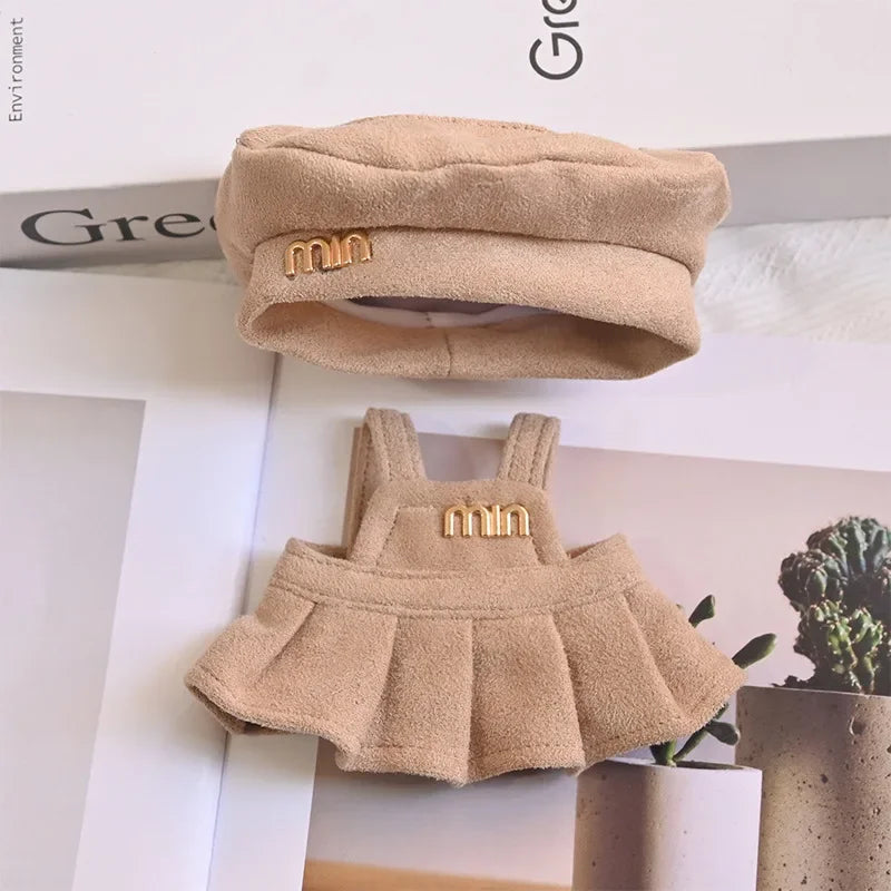 Outfit con Salopette e Gonna a Pieghe per Bambole Labubu