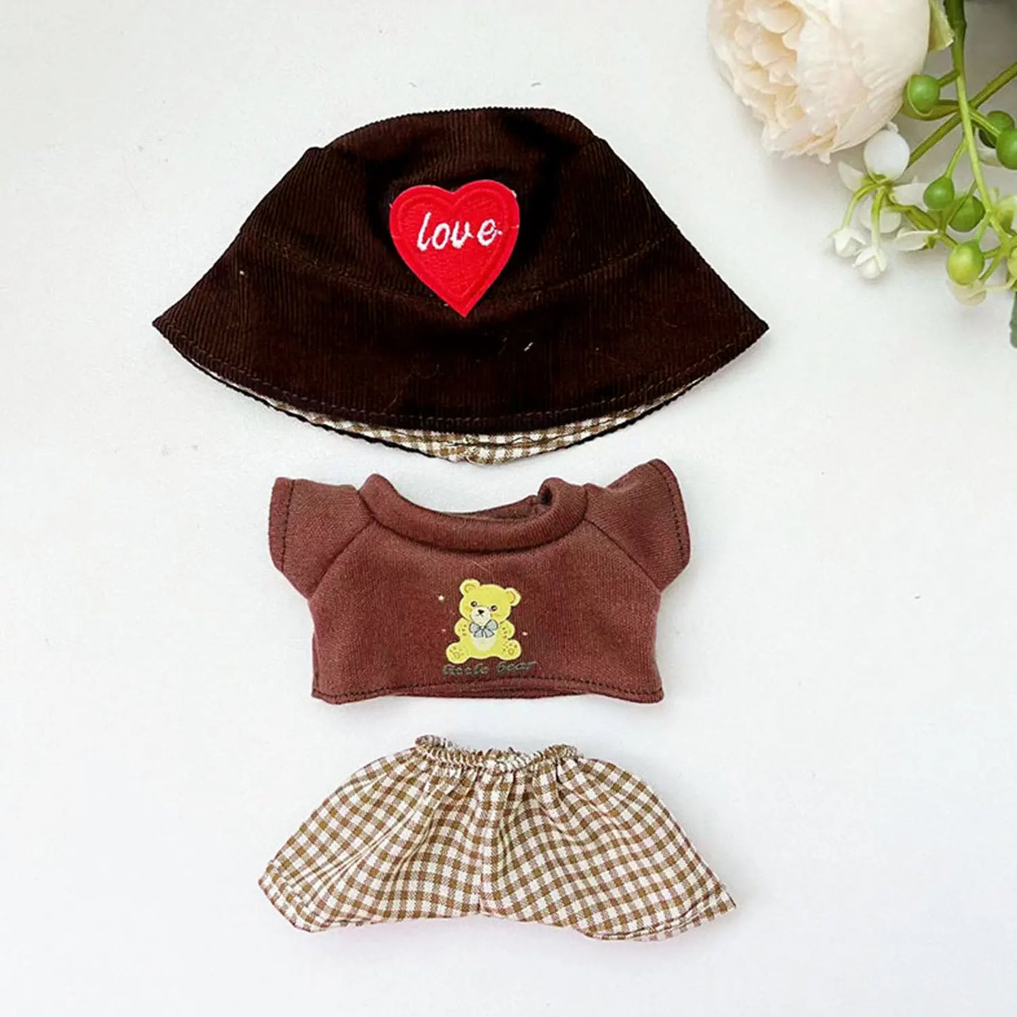Outfit Carini per Bambole Labubu 17cm – Vestiti con Cappellino, Salopette e Accessori